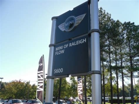 Used 2023 CADILLAC XT6 from Flow MINI of Raleigh in Raleigh, NC, 27616. . Flow mini raleigh